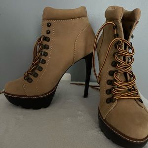 Tan 6.5 booties